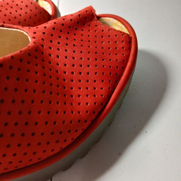 Fly London Women's Red Perforated Suede Leather Wedge Heels Sling Backs Size 37 - Picture 5 of 10